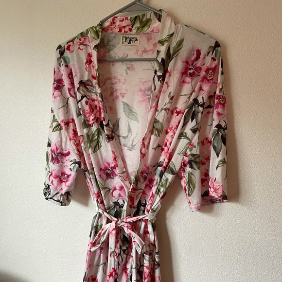 Lightweight Robe - Picture 2 of 7